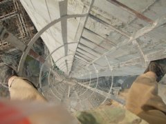  安装烟囱楼梯_烟囱安装楼梯